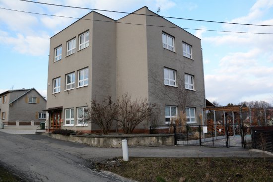 Budova Mateřské školy v Lubině se letos v létě dočká zateplení i výměny elektroinstalace.
FOTO: DAVID MACHÁČEK