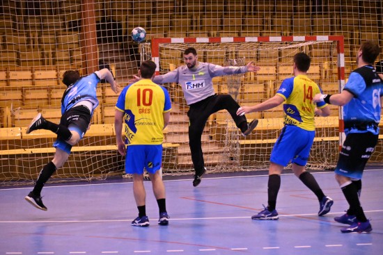 Brankář KH ISMM Kopřivnice Ignasi Admella Izard v sobotním utkání ničil plzeňské střelce a dosáhl 38% úspěšnosti zákroků.
FOTO: KRISTINA ČABLOVÁ