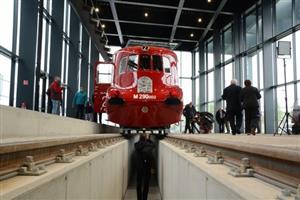 Nový depozitář umožní návštěvníkům prohlédnout si železniční unikát ze všech stran, dostanou se i pod podvozek.