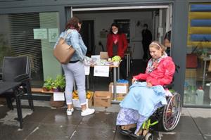 Centrum Pětka se v pátek 17. září otevřelo široké veřejnosti. Lidé se tak mohli seznámit se službami, které poskytují. Připraven byl i doprovodný program.
FOTO: DANA HOĎÁKOVÁ