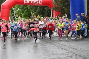 Na start letošního ročníku Běhu dětí Kopřivnicí se postavilo 436 dětí.