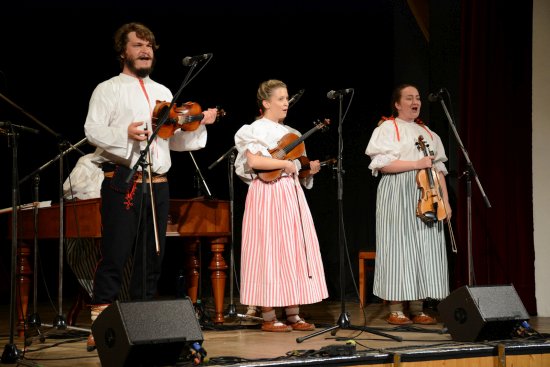 Cimbálová muzika Pramínky oslavila s víc jak půlročním zpožděním 20 let od svého založení velkým koncertem v Katolickém domě.
FOTO: DAVID MACHÁČEK