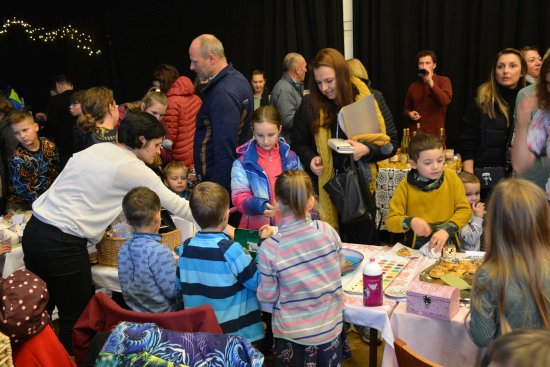 Sedmé pokračování komunitní akce Zahrada určené místním tvůrcům přilákalo minulou neděli do Katolického domu rekordní počet prodávajících i nakupujících.
FOTO: DAVID MACHÁČEK