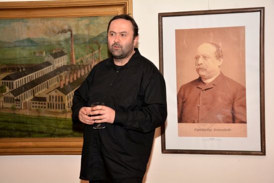 Po otevření aktuální výstavy k dvoustému výročí narození Ignáce Šustaly se zájemci mohli zúčastnit komentované prohlídky s jejím autorem Ondřejem Šalkem.
FOTO: DAVID MACHÁČEK