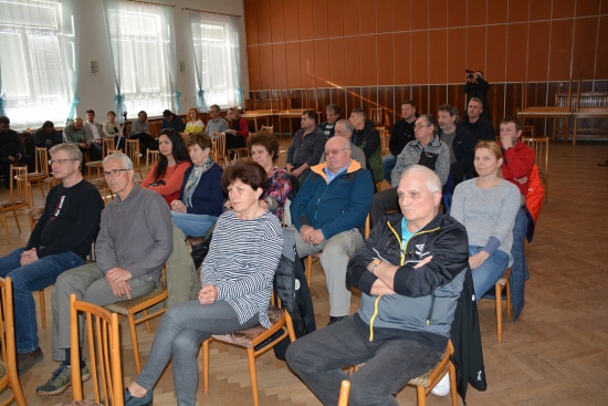 Také letos se uskuteční tradiční veřejné schůze v jednotlivých místních částech. Termín byl stanoven na polovinu dubna.
ILUSTRAČNÍ FOTO: RADEK HARABIŠ