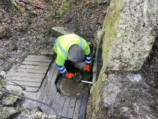 Vloni pracovníci firmy Ekoaqua vyčistili Jasníkovu studánku nad Husovou lípou.
FOTO: ALEŠ CARBOL
