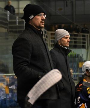 Kouč Ladislav Majkus (vlevo) a asistent Adam Červenka. FOTO: M. HAVRAN