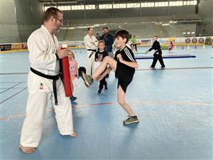 Na akci Žijte s námi sportem si přišly vyzkoušet různé aktivity téměř dvě stovky zájemců. FOTO: SOŇA SMOLÁKOVÁ