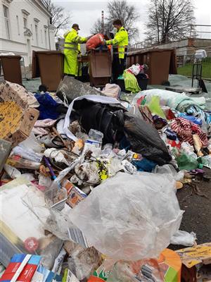 Den Země v Sadu E. Beneše