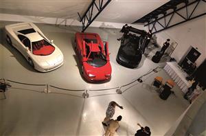 Nadšenci do motorizmu mají možnost až do března v prostorách Technického muzea Tatra vidět všechny tři existující prototypy supersportů MTX Tatra V8 FOTO: MICHAELA BORTLOVÁ