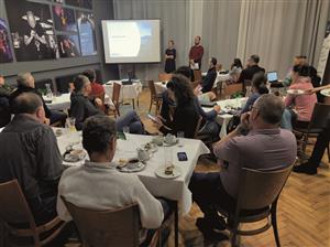 V minulém týdnu se v Katolickém domě uskutečnilo setkání lidí připravujících kulturní a komunitní akce v Kopřivnici. FOTO: DAVID MACHÁČEK