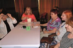 Volební komise, které budou v Kopřivnici zajišťovat sčítání hlasů v červnových volbách do Evropského parlamentu, za sebou mají ustavující zasedání. FOTO: DANA HOĎÁKOVÁ