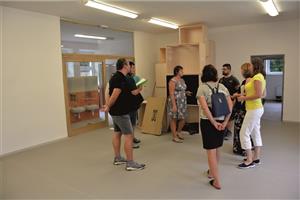 Stavební část rekonstrukce budovy Mateřské školy Pionýrská byla v pondělí dokončena. Aktuálně probíhá odstraňování drobnějších nedodělků a montáž nábytku a zařízení. Obnovení provozu v září by nemělo nic bránit. FOTO: DAVID MACHÁČEK