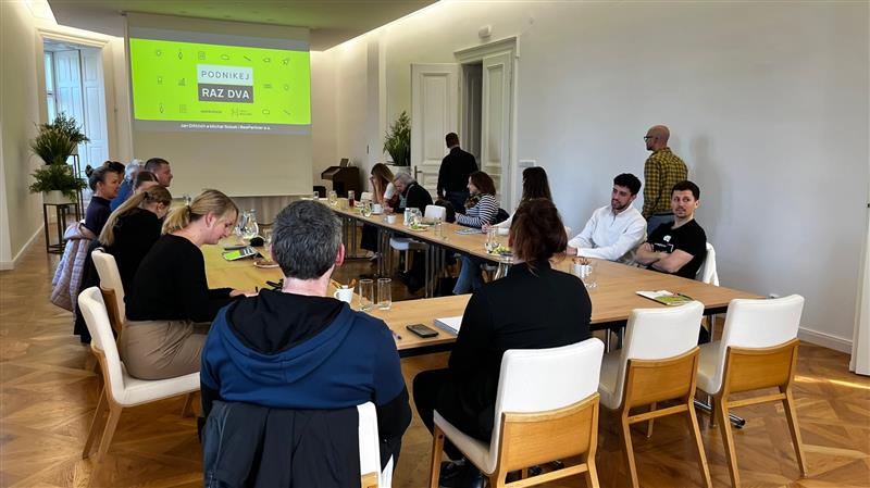 Ve středu 2. dubna proběhl v Ringhofferově vile první workshop ze série Podnikej Raz Dva, který má zájemcům usnadnit rozjezd vlastního podnikání.