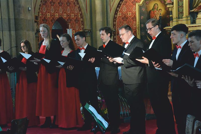 V neděli 20. dubna proběhl v kostele sv. Bartoloměje koncert duchovní hudby. Jeho návštěvníci slyšeli k Velikonocím vztažené skladby z Příborského kancionálu v podání sboru Musica Priboriensis. Druhým ansámblem podílejícím se na programu byl orchestr P. J