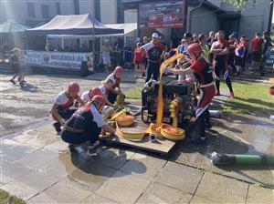 Tým hasiček z Vlčovic si v této soutěži odbyl svou premiéru. Některé z členek družstva začaly trénovat až letos na jaře