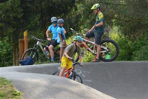 11. ročník projektu Někdo ven??? odstartovala před týdnem cyklovyjížďka. Další aktivity proběhnou každý prázdninový čtvrtek.