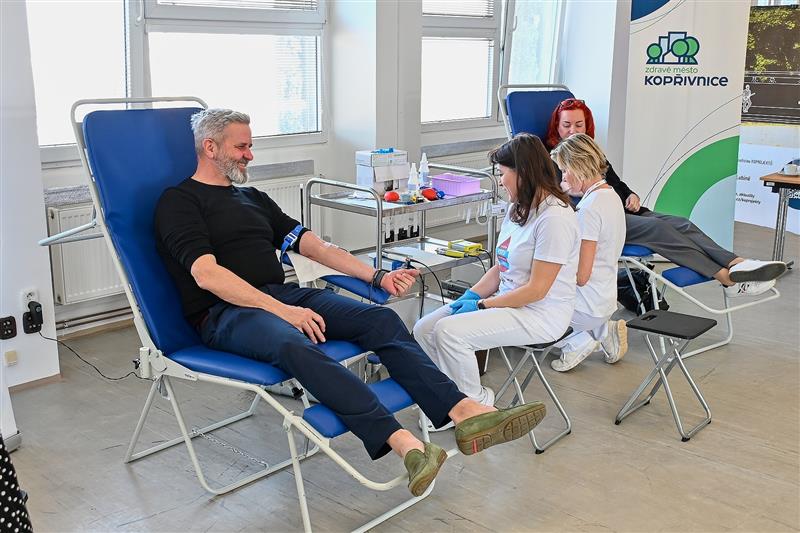 Před týdnem darovalo v mobilním odběrovém centru na kopřivnické radnici celkem 36 dárců.