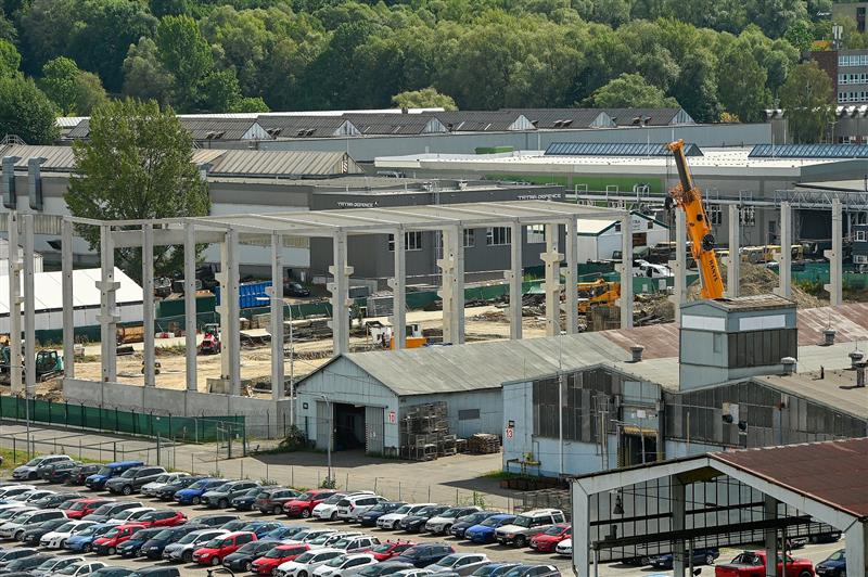 Stavba nové výrobní haly Tatra Defence Vehicle by měla být dokončena ještě před koncem letošního roku. Následovat mají další investice.